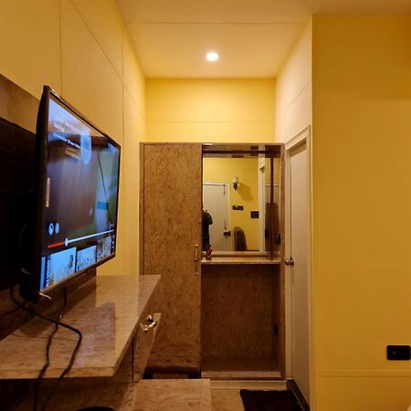 Hotel Aurelia Pearl Patna  Ngoại thất bức ảnh