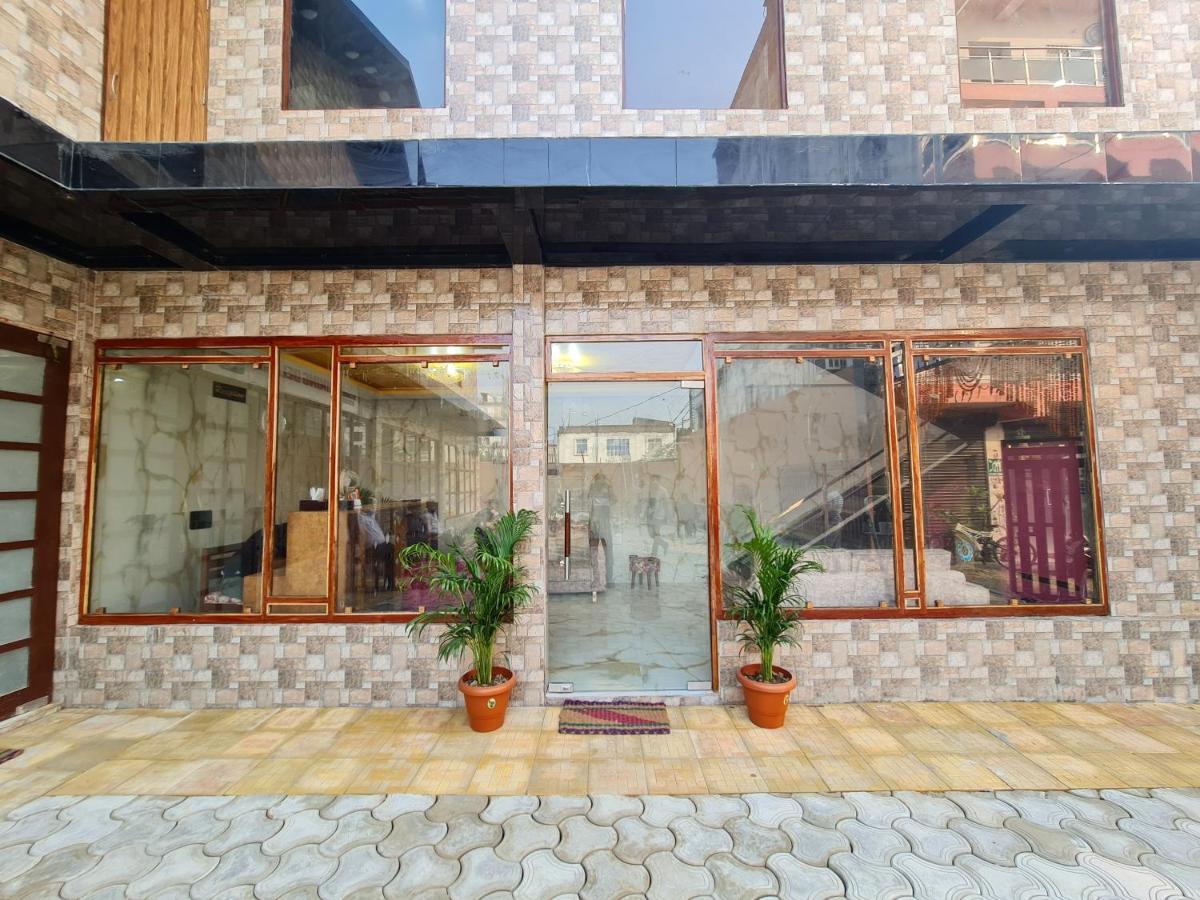 Hotel Aurelia Pearl Patna  Ngoại thất bức ảnh