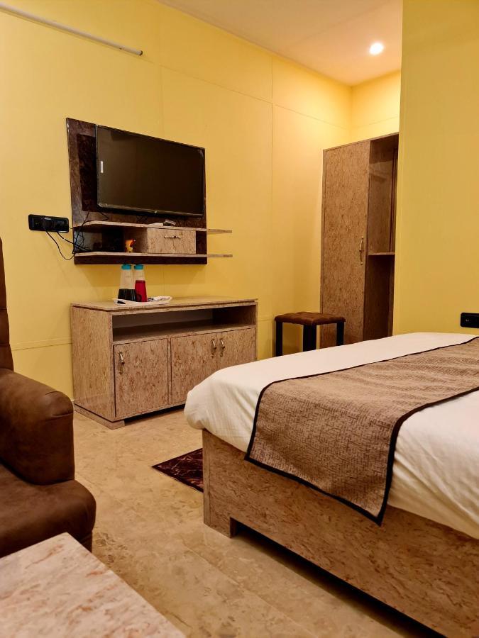 Hotel Aurelia Pearl Patna  Ngoại thất bức ảnh